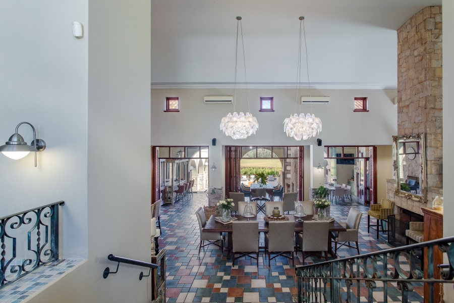 5 Bedroom Property for Sale in Winelands Western Cape